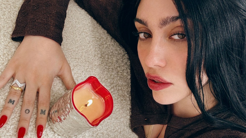 Lourdes "Lola" Leon for Mienne