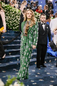 Joey King at The 2025 Met Gala Celebrating "Superfine: Tailoring Black Style" held at The Metropolitan Museum of Art on May 05, 2025 in New York, New York. (Photo by Lexie Moreland/WWD via Getty Images)