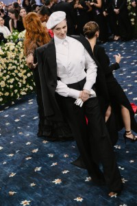 Hunter Schafer at The 2025 Met Gala Celebrating "Superfine: Tailoring Black Style" held at The Metropolitan Museum of Art on May 05, 2025 in New York, New York. (Photo by Lexie Moreland/WWD via Getty Images)