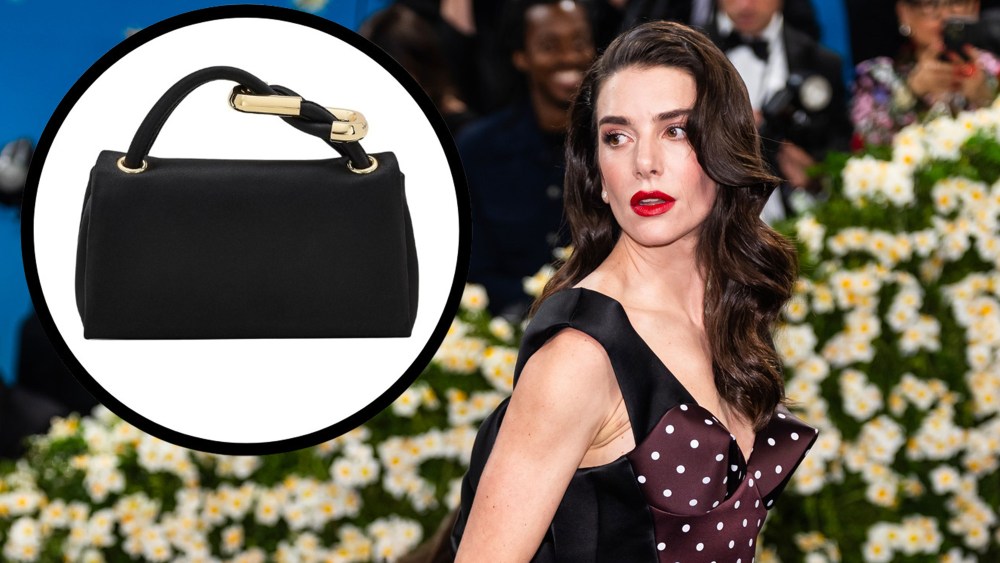 Valentina Ferrer on the Metropolitan Museum of Art steps for the Met Gala; photo of Marc Jacobs dual bag Valentina Ferrer carried.