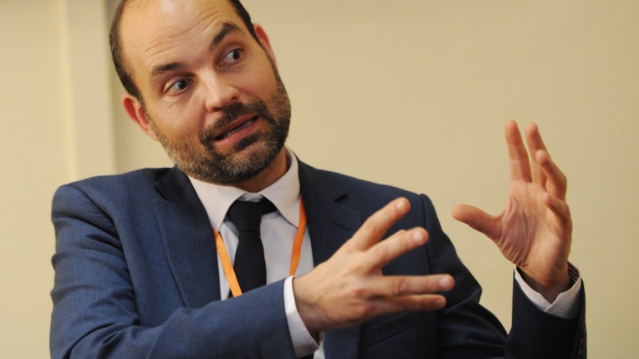 Nick Weatherill, then-executive director of the International Cocoa Initiative, during a November 2013 meeting on the fight against child labor in the production of cocoa.