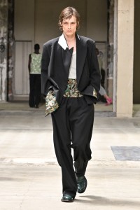 Dries Van Noten Men's Spring 2026 Ready-to-Wear Collection at Paris Fashion Week
