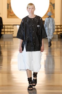 Songzio Spring 2026 Ready-to-Wear Collection at Paris Men's Fasion Week