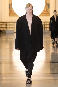 Songzio Spring 2026 Ready-to-Wear Collection at Paris Men's Fasion Week