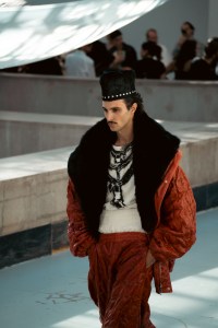 Looks from "Synergetic"