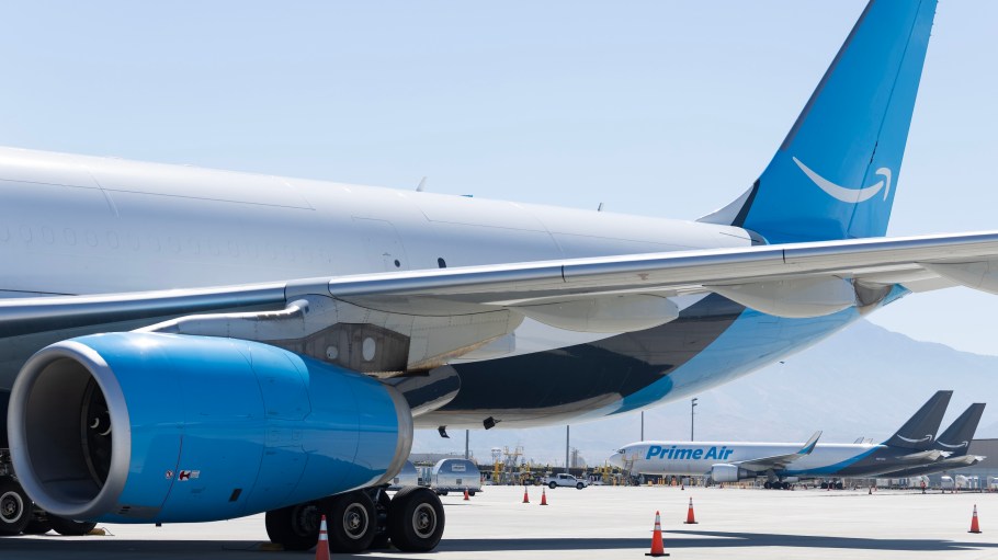 Trade uncertainty sinks North American volumes 6.1 percent as Asia Pacific carriers keep global growth afloat with 9 percent growth.