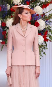 WINDSOR, ENGLAND - JULY 08: Catherine, Princess of Wales awaits the arrival of President Emmanuel Macron and Mrs Brigitte Macron on July 08, 2025 in Windsor, England. President Emmanuel Macron and Mrs Brigitte Macron visit the UK in the first visit State Visit made by France in 17 years. They are staying at Windsor Castle, hosted by King Charles III and Queen Camilla, and a banquet will be held there in their honour. The Macrons will visit Imperial College, and the President will address Parliament during his stay. (Photo by Chris Jackson/Getty Images)