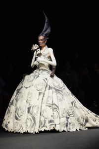 Robert Wun Fall 2025 Couture at Couture Fashion Week