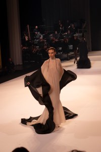 Stephane Rolland Fall 2025 Couture at Paris Couture Fashion Week