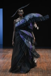 Viktor & Rolf Fall 2025 Couture at Couture Fashion Week