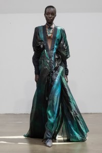 Yuima Nakazato Fall 2025 Couture at Couture Fashion Week