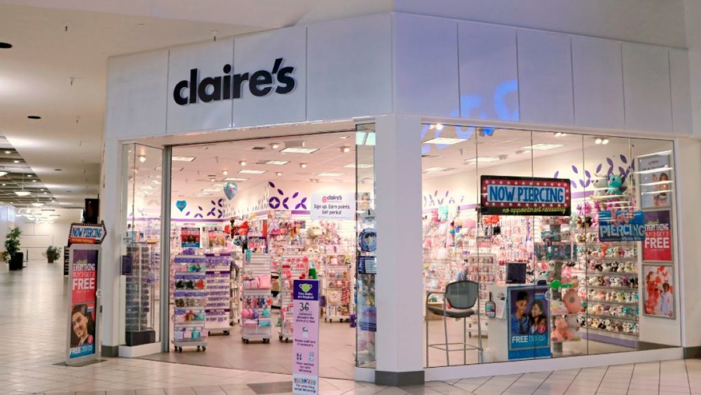 Claire's, claire's store, claire's mall store entrance
