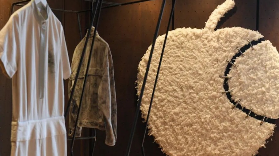 Featuring works by Michelangelo Pistoletto, the exhibition explores the connection between art, sustainability and technological innovation.