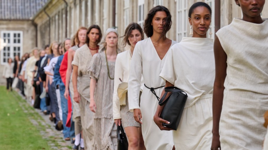 Skall SS26 Runway Show, La Danse, Act II
