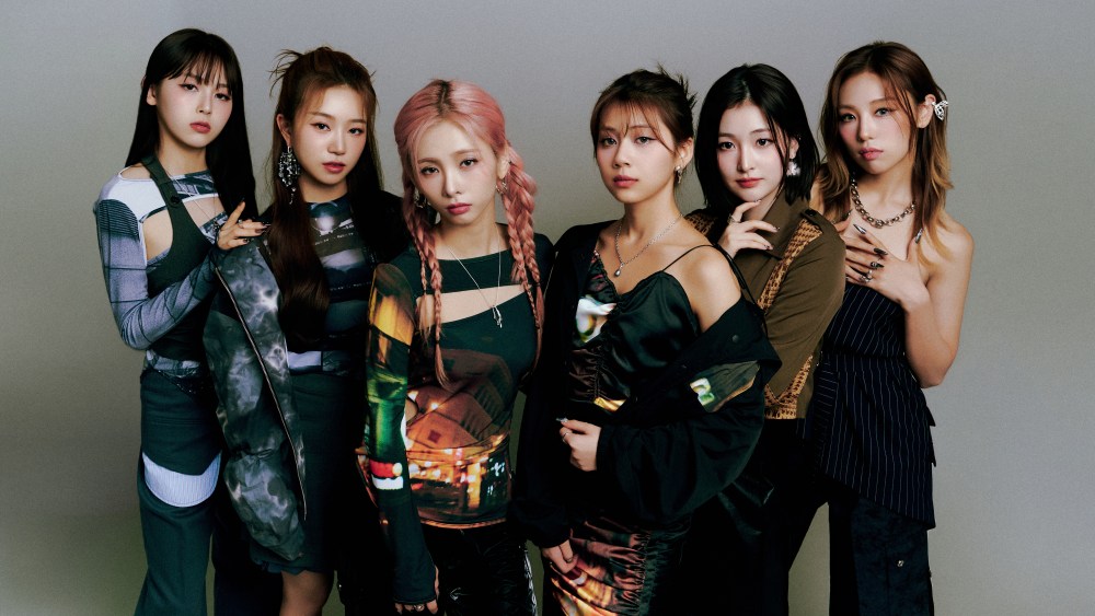 K-Pop girl group, Queenz Eye