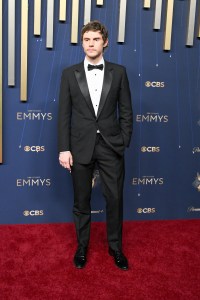 Evan Peters