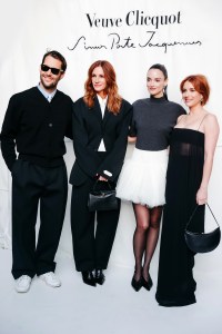 Simon Porte Jacquemus, Julia Roberts, Charlotte Le Bon and Emma Roberts