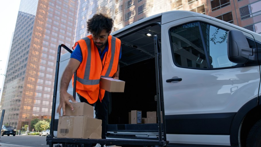 OnTrac's new coast-to-coast services coincide with the launch of its State of Speed report, which found 75 percent of retailers still don't offer carrier services that run seven days per week.