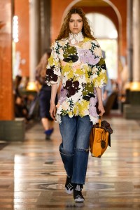 Louis Vuitton Spring 2026 Ready-to-Wear Collection at Paris Fashion Week