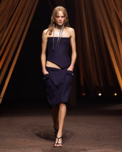 McQueen Spring 2026 Ready-to-Wear Collectionat Paris Fashion Week