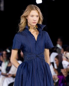 A look from Mona Alshebil Spring 2026 at Riyadh Fashion Week.