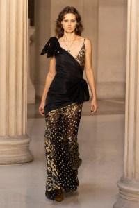 Nina Ricci Spring 2026 Ready-to-Wear Collection at Paris Fashion Week