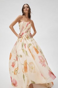 Carolina Herrera Resort 2026 Collection