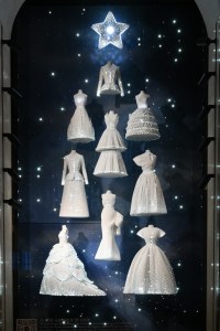 Dior’s Avenue Montaigne Store’s Holiday Lights