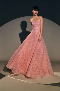 Naeem Khan Pre-Fall 2026 Collection