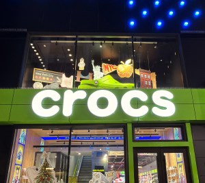 Crocs, store, shoes, footwear, clogs, shoe store, NYC, 34th Street