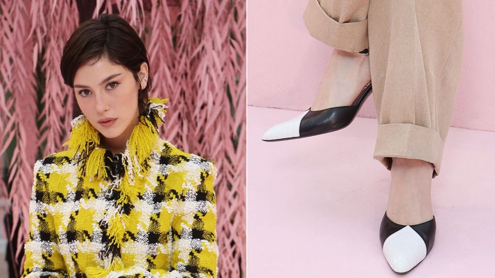 Gracie Abrams wearing leather cap-toe pumps at the Chanel Spring 2026 Couture Show in Paris on Tuesday.