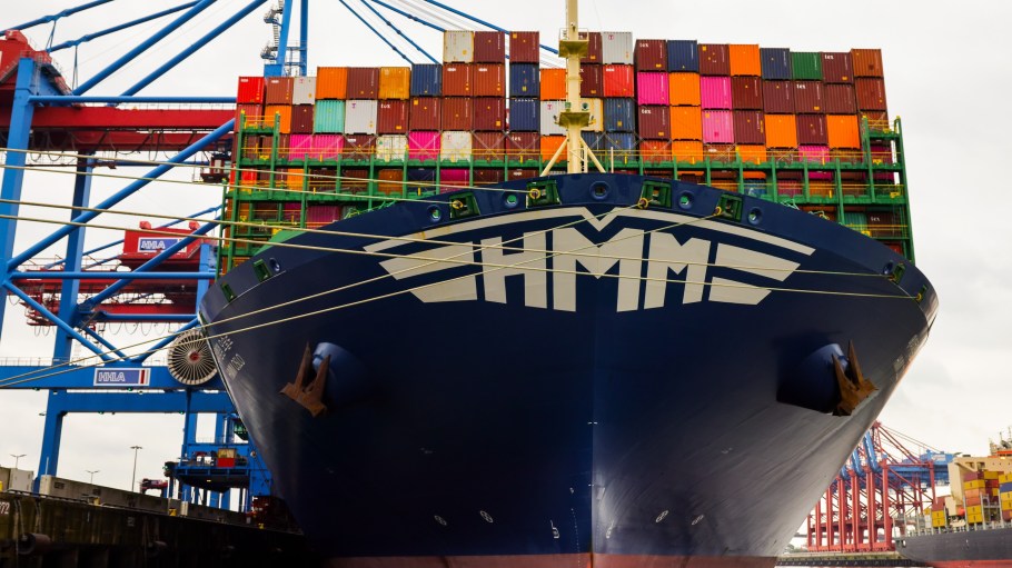 As the brand's chairman takes the CEO reins, its former corporate entity is pressing claims against ocean carrier HMM for failing to meet Covid-era service commitments.