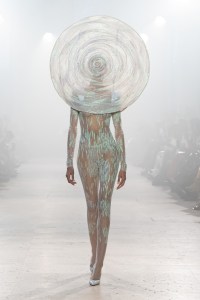 Rahul Mishra Spring 2026 Couture at Paris Fashion Week