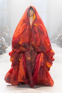 Rahul Mishra Spring 2026 Couture at Paris Fashion Week