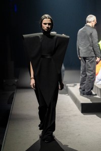 Viktor&Rolf Spring 2026 Couture at Paris Couture Week