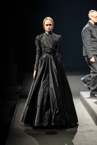 Viktor&Rolf Spring 2026 Couture at Paris Couture Week