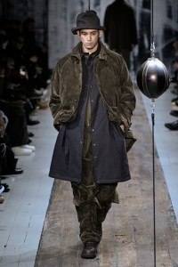Yohji Yamamoto Pour Homme Men's Fall 2026 Ready-to-Wear Collection at Paris Men's Fashion Week