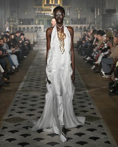 Yuima Nakazato Spring 2026 Couture at Paris Fashion Week
