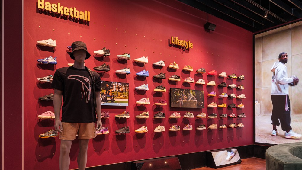 Anta, Beverly Hills, Store, retail, shoes, sneakers