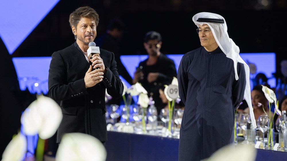 Shah Rukh Khan was named Global Style Icon at Dubai Mall Festival of Fashion.