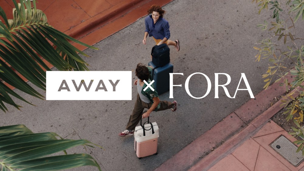 Fora, Away