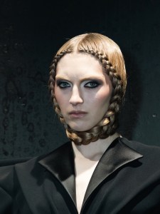 Viktor & Rolf Spring 2026 Couture