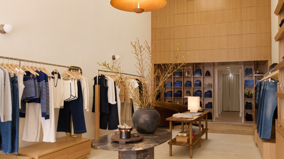 Joe’s Jeans store