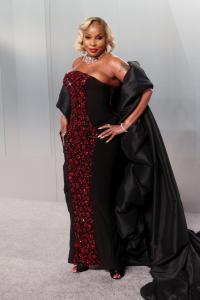 Mary J. Blige at the 2026 Vanity Fair Oscar Party held at the Los Angeles County Museum of Art on March 15, 2026 in Los Angeles, California.