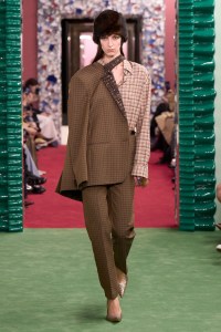 Acne Studios Fall 2026 FReady-to-Wear Collection at Paris Fashion Week