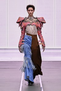 Anrealage Fall 2026 Ready-to-Wear Collection at Paris Fashion Week