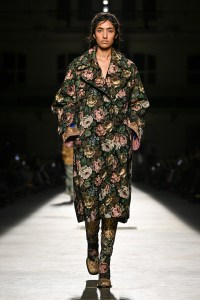Dries Van Noten Fall 2026 Ready-to-Wear Collection at Paris Fashion Week
