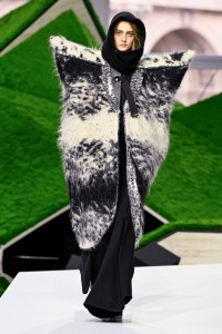 Louis Vuitton Fall 2026 Ready-to-Wear Collection at Paris Fashion Week