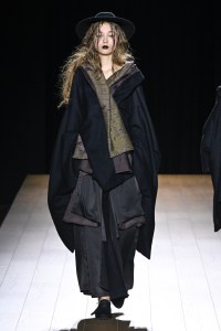 Yamamoto Fall 2026 Ready-to-Wear Collection at Paris Fashion Week