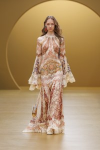 Zimmermann Fall 2026 Ready-to-Wear Collection at Paris Fashion Weekå